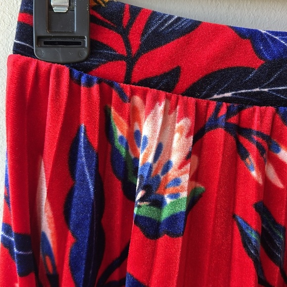 Anthropologie Red Pleated Midi Skirt - Picture 3 of 7